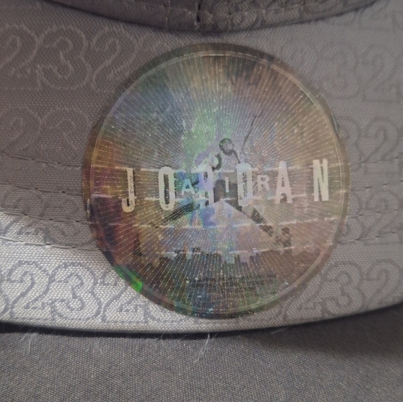 Jordan Kids Hat - Light Gray with Black Logo - Picture 3 of 4